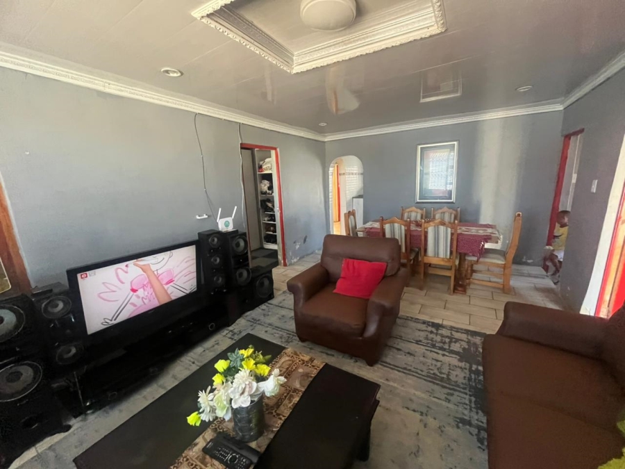 3 Bedroom Property for Sale in Kwazakhele Eastern Cape